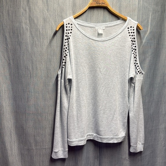 Vince Gray Embellished shoulder cutout long sleeve size XS - Picture 3 of 7